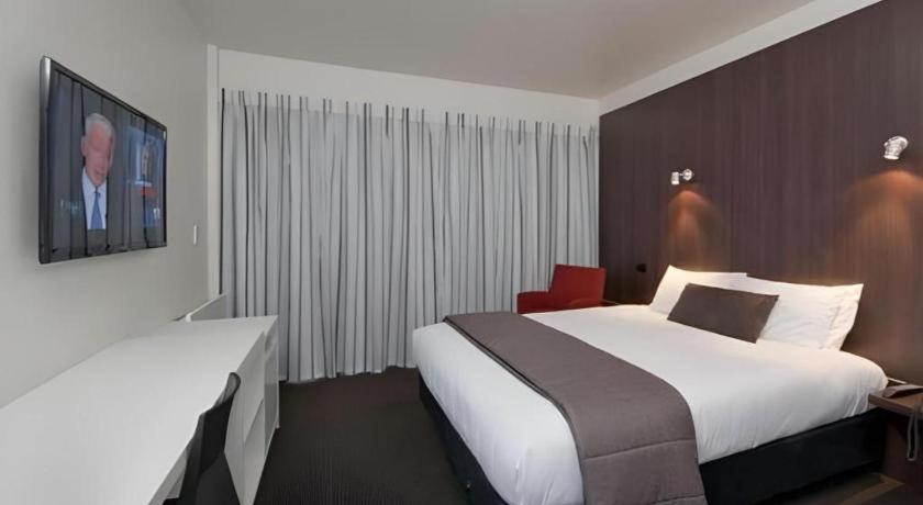 The Riccarton Hotel Christchurch Exterior foto